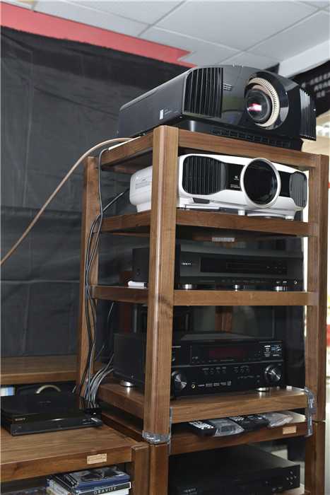 拨起万种风情 带你先睹为快 索尼第二代4K媒体播放器FMP-X10惬意叹大片-Golden Sound 线材20米完整播放演示