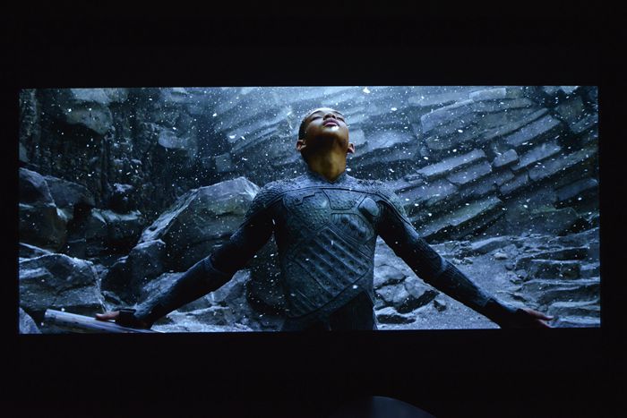 拨起万种风情 带你先睹为快 索尼第二代4K媒体播放器FMP-X10惬意叹大片-Golden Sound 线材20米完整播放演示